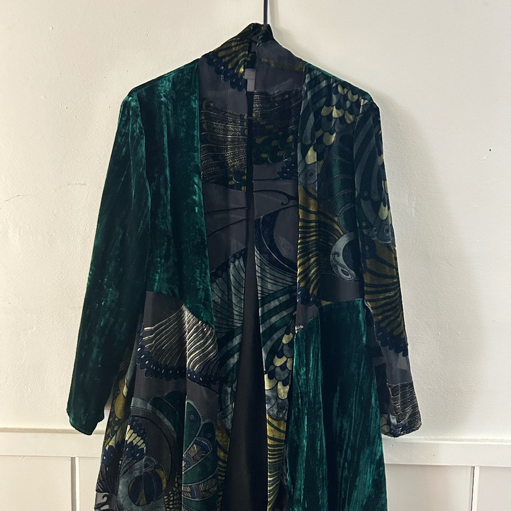 CHICOS jewel toned velvet open front kimono, size 2